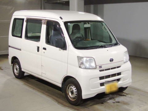 2016 Toyota Pixis Van S321M[2]