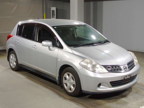 2008 Nissan Tiida C11[2]