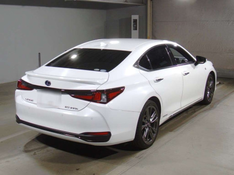 2019 Lexus ES AXZH10[1]