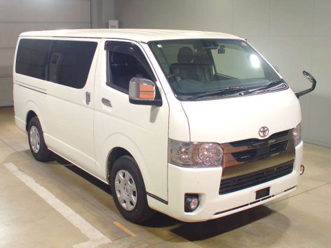 2021 Toyota Hiace Van TRH200V[2]