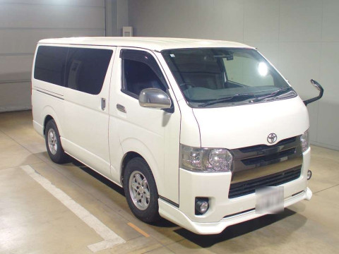 2019 Toyota Regiusace Van GDH201V[2]