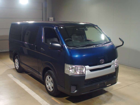 2019 Toyota Regiusace Van GDH201V[2]