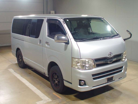 2011 Toyota Hiace Van KDH206V[2]