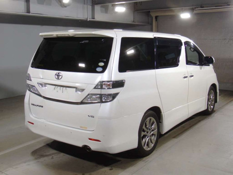 2010 Toyota Vellfire GGH20W[1]