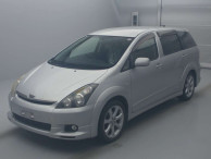 2004 Toyota Wish