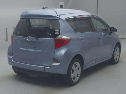 2011 Toyota Ractis NSP122[1]