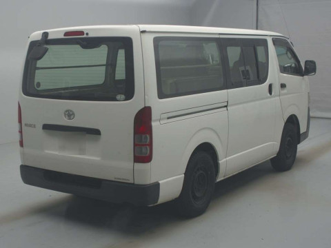 2011 Toyota Hiace Van KDH206V[1]