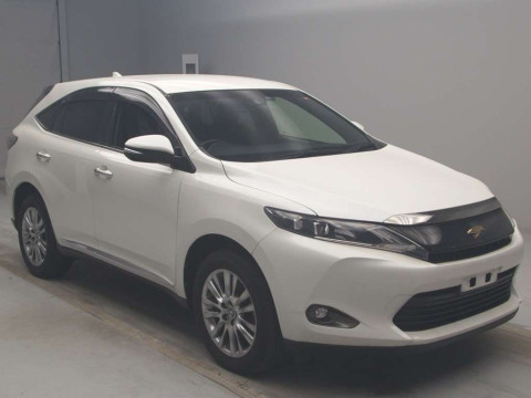 2015 Toyota Harrier ZSU60W[2]