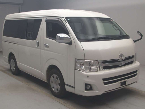 2011 Toyota Hiace Van KDH211K[2]