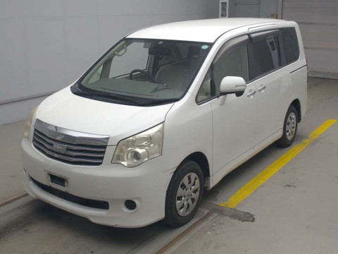 2012 Toyota Noah ZRR70G[0]