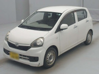 2015 Daihatsu Mira es