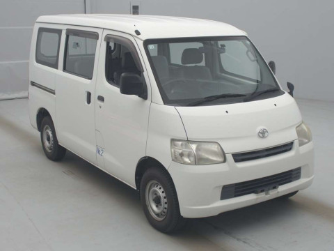 2012 Toyota Liteace Van S412M[2]