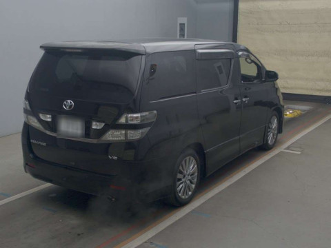 2009 Toyota Vellfire GGH20W[1]