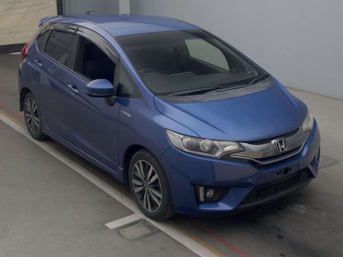 2014 Honda Fit Hybrid GP5[2]