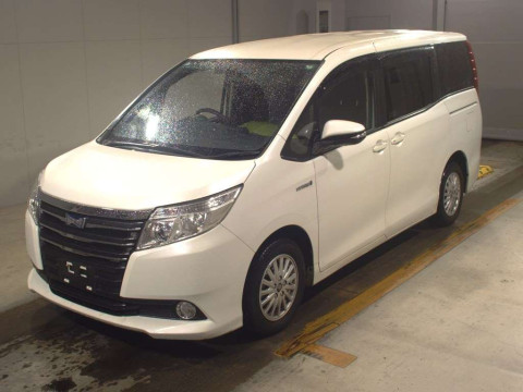 2015 Toyota Noah ZWR80G[0]