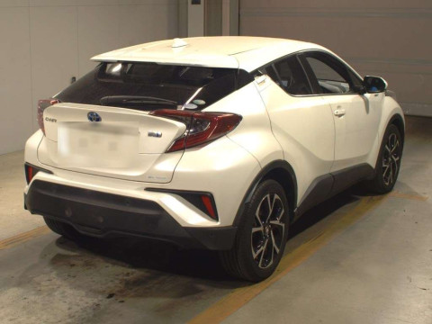 2018 Toyota C-HR ZYX10[1]