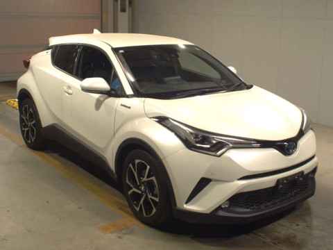 2018 Toyota C-HR ZYX10[2]