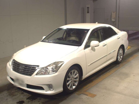 2010 Toyota Crown GRS202[0]