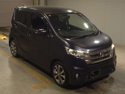 2014 Nissan DAYZ B21W[2]