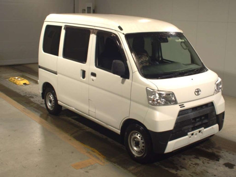 2019 Toyota Pixis Van S331M[2]