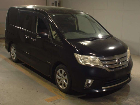 2013 Nissan Serena HFC26[2]