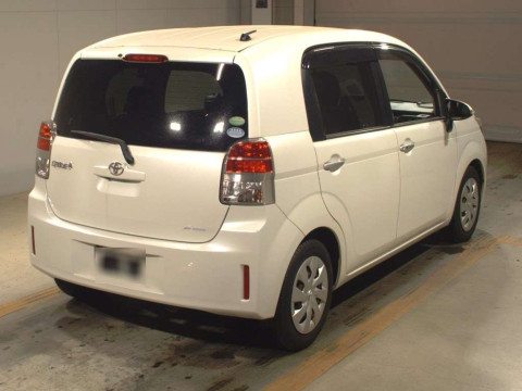 2014 Toyota Spade NCP141[1]