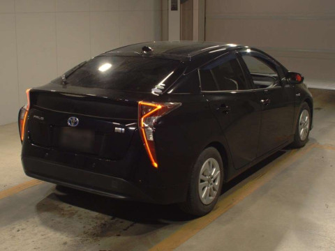 2018 Toyota Prius ZVW50[1]