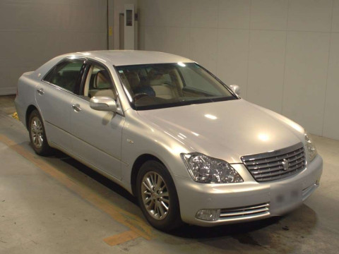 2007 Toyota Crown GRS180[2]