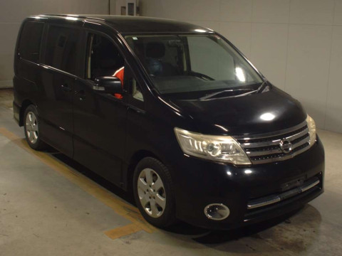 2010 Nissan Serena CC25[2]