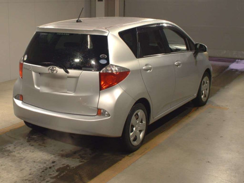 2011 Toyota Ractis NCP120[1]