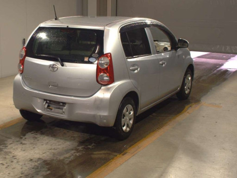 2012 Toyota Passo KGC30[1]