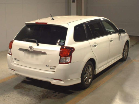 2013 Toyota Corolla Fielder NZE161G[1]