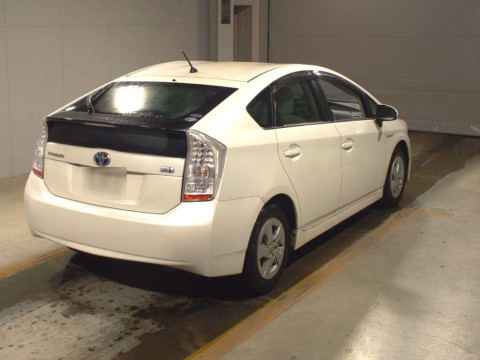 2011 Toyota Prius ZVW30[1]