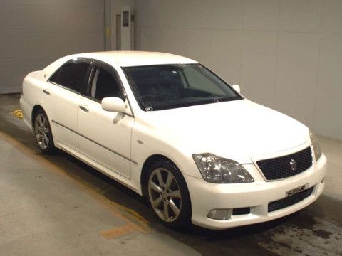 2006 Toyota Crown GRS180[2]