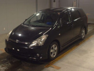 2004 Toyota Wish