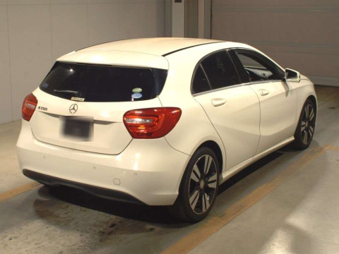 2014 Mercedes Benz A-Class 176042[1]