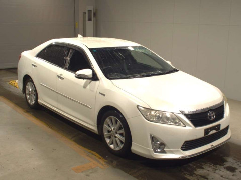 2013 Toyota Camry AVV50[2]