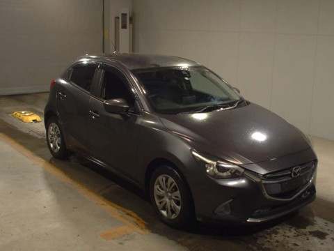 2016 Mazda Demio DJ3FS[2]