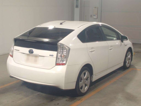 2010 Toyota Prius ZVW30[1]