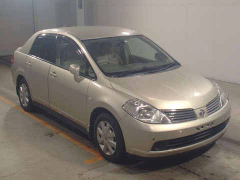 2006 Nissan Tiida Latio SC11[2]