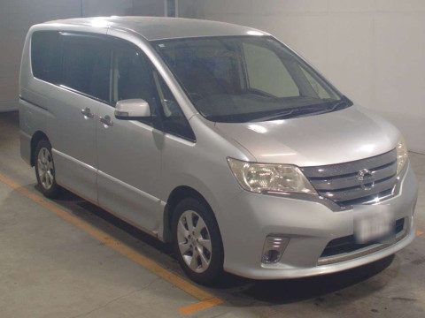 2012 Nissan Serena FC26[2]