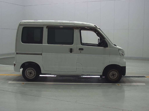 2019 Daihatsu Hijet Cargo S321V[2]