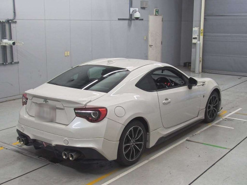 2016 Toyota 86 ZN6[1]