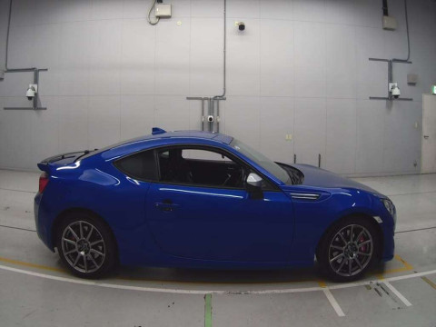 2017 Subaru BRZ ZC6[2]