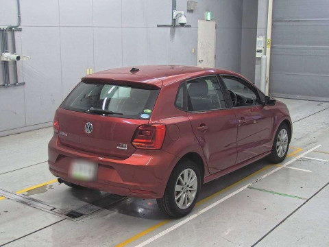 2016 Volkswagen Polo 6RCJZ[1]