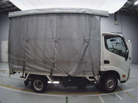 2014 Toyota Dyna Truck TRY230[2]