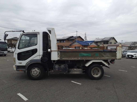 2003 Mitsubishi Fuso Fighter FK71GC[2]