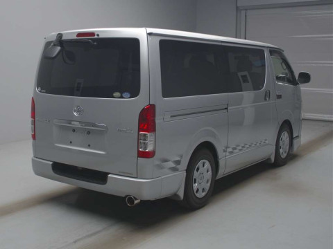 2014 Toyota Regiusace Van TRH200V[1]