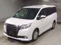 2015 Toyota Noah