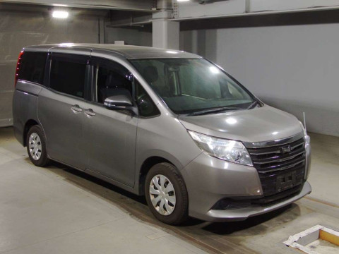 2015 Toyota Noah ZRR80G[2]